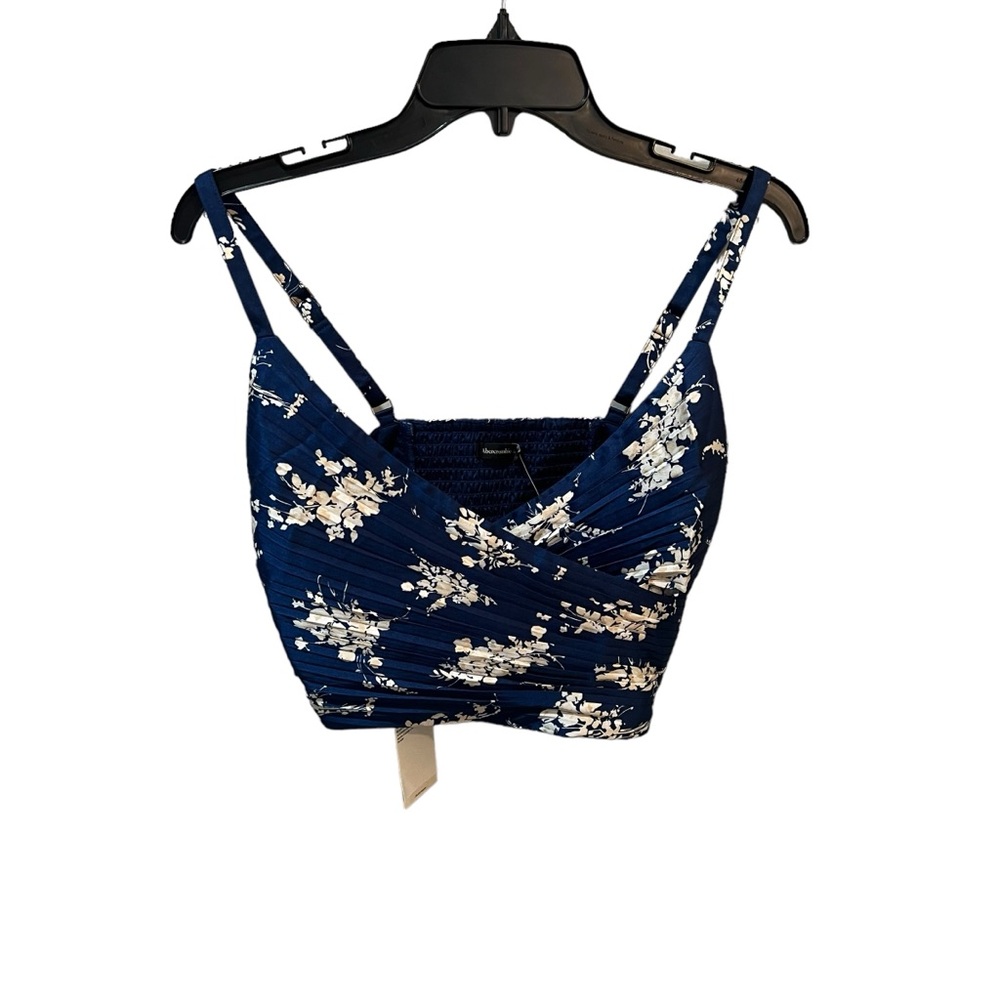 Abercrombie & Fitch Blue Floral Crop Top